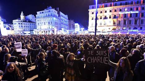 movilizacion-Paris-satirizo-Mahoma-AFP_CLAIMA20150107_0173_37